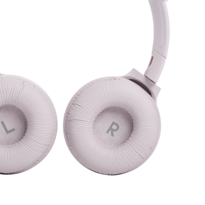 JBL Tune 510BT - Rose - Wireless on-ear headphones - Detailshot 2